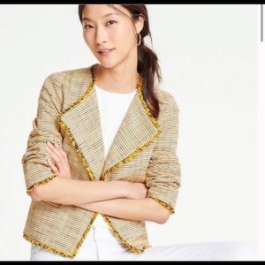 Yellow tweed loft blazer in size 6